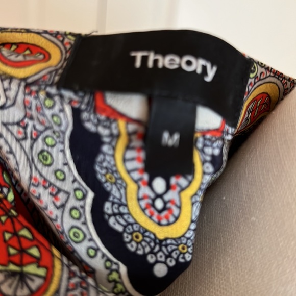 Theory silk print tunic - Picture 10 of 10